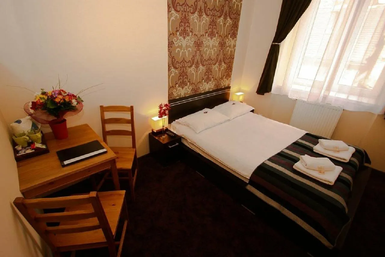 Atelier Aparthotel By Artery Hotels Krakow Poland